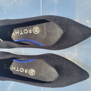 Black Rothy's Pointed Toe Flats sz 6